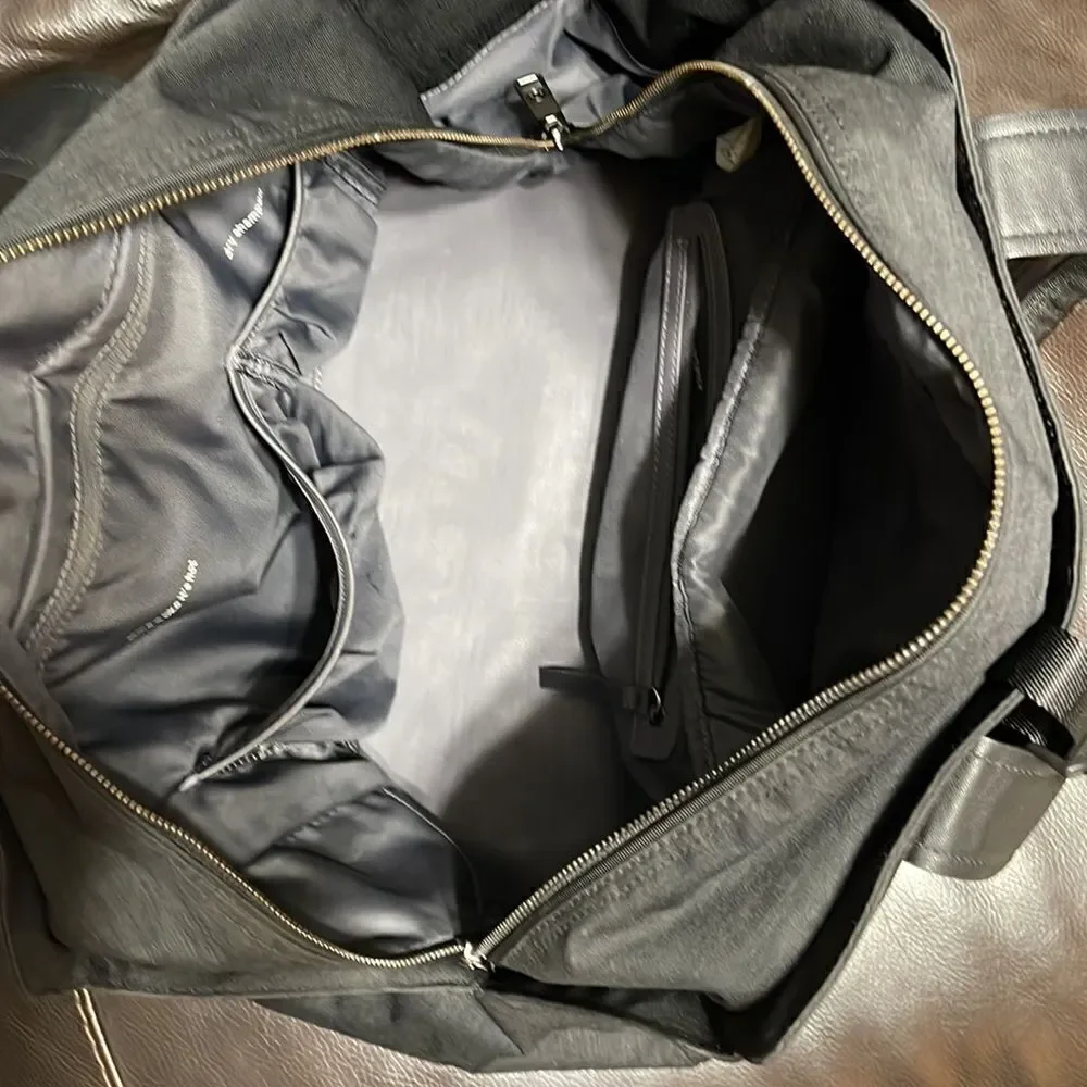 Lululemon Fitness Gym Bag.